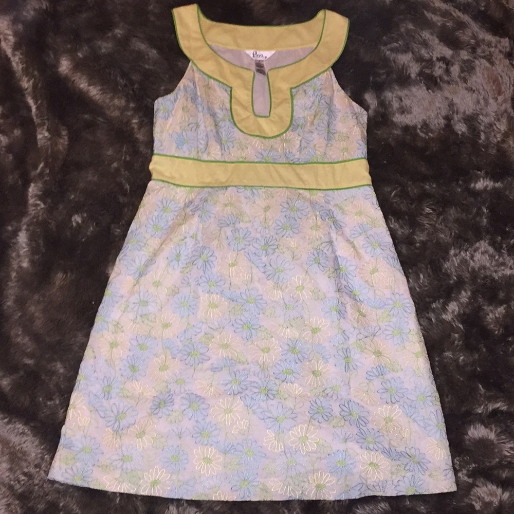 Lilly Pulitzer Floral Sleeveless‎ Dress with Green Accents - Picture 3 of 8